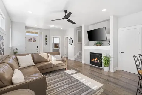 3722 NE Petrosa Avenue Bend OR 97701