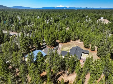 52220 Dorrance Meadow Road La Pine OR 97739