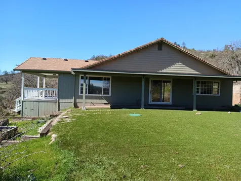 1360 W Linn Road Eagle Point OR 97524