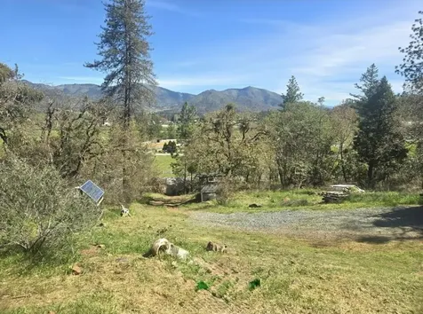 12726 Water Gap Road Williams OR 97544