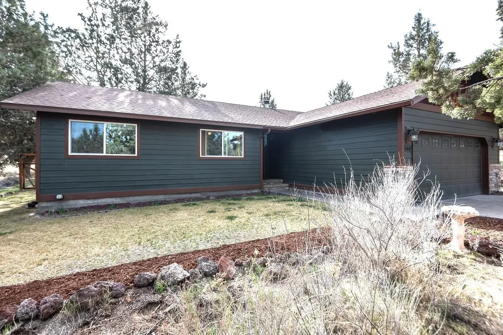 6446 NW Lynch Lane Redmond OR 97756