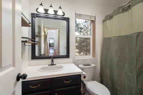 6446 NW Lynch Lane Redmond OR 97756