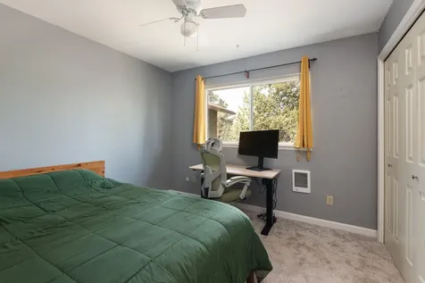 6446 NW Lynch Lane Redmond OR 97756