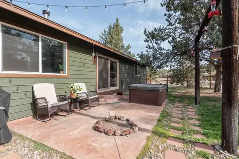 6446 NW Lynch Lane Redmond OR 97756