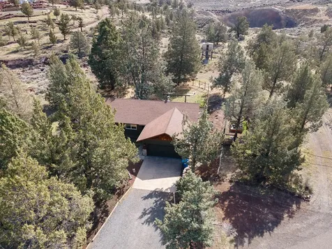 6446 NW Lynch Lane Redmond OR 97756