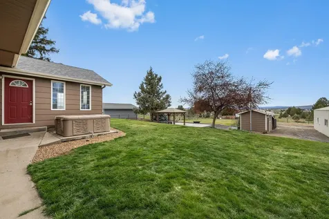 2514 S Adams Drive Madras OR 97741