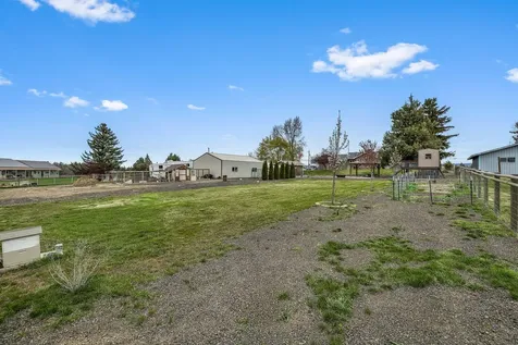 2514 S Adams Drive Madras OR 97741