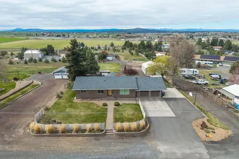 2514 S Adams Drive Madras OR 97741