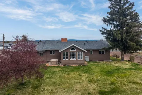 2514 S Adams Drive Madras OR 97741