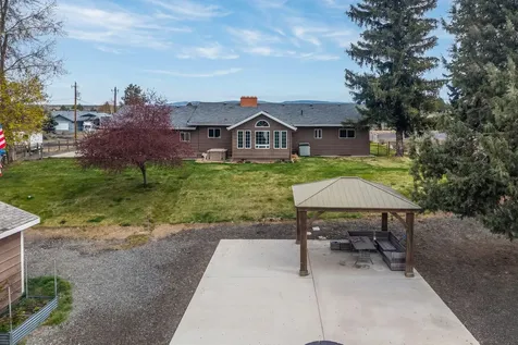 2514 S Adams Drive Madras OR 97741