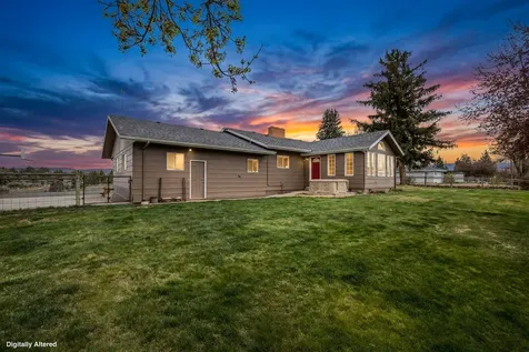 2514 S Adams Drive Madras OR 97741