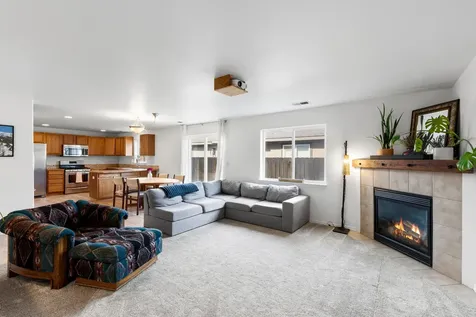 20090 Mount Faith Place Bend OR 97702