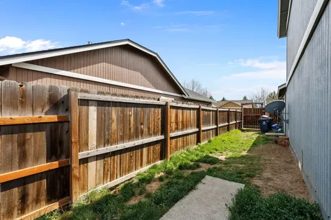 20090 Mount Faith Place Bend OR 97702