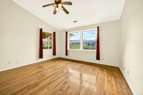 240 Mina Lane Grants Pass OR 97526