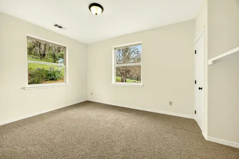 240 Mina Lane Grants Pass OR 97526
