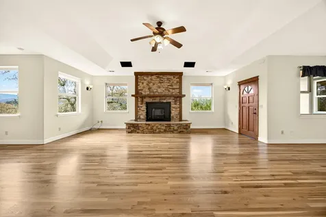 240 Mina Lane Grants Pass OR 97526