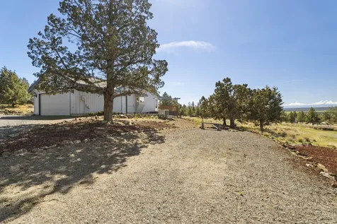 8449 SW Shad Road Terrebonne OR 97760