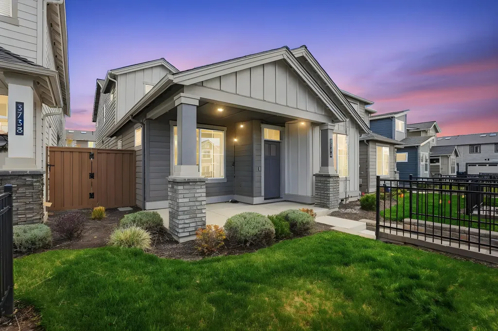 3734 NE Petrosa Avenue Bend OR 97701