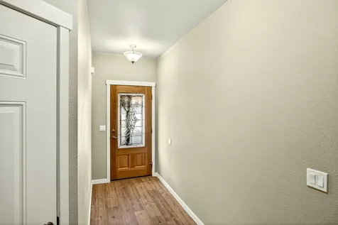 221 Cherry Bark Lane Medford OR 97501