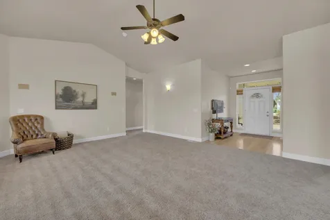 4013 SW Tommy Armour Lane Redmond OR 97756