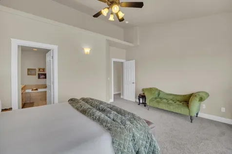 4013 SW Tommy Armour Lane Redmond OR 97756