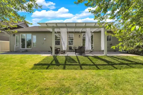 4013 SW Tommy Armour Lane Redmond OR 97756