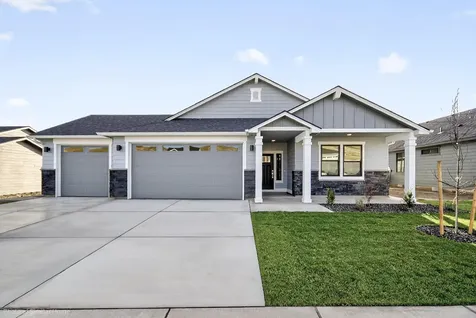3085 Mount Thielsen Drive Medford OR 97504
