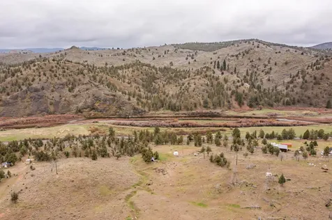 23259 SE Paulina Highway Prineville OR 97754