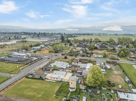 1250 W Mcandrews Road Medford OR 97501