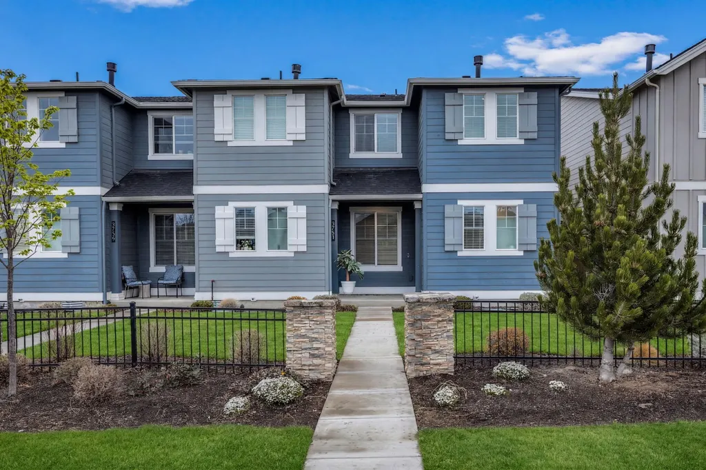 3741 Eagle Road Bend OR 97701
