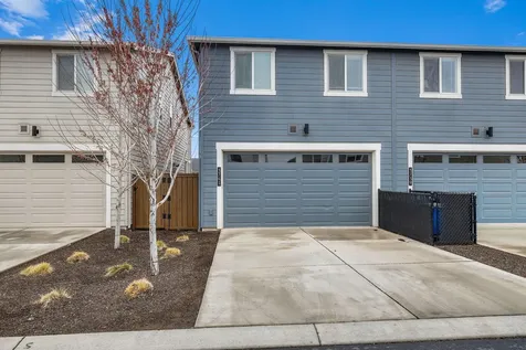 3741 Eagle Road Bend OR 97701