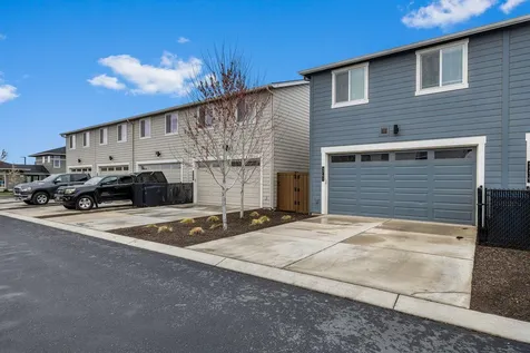 3741 Eagle Road Bend OR 97701