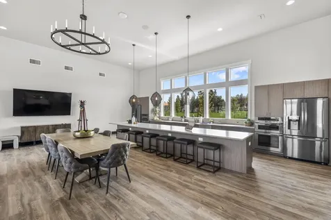 3741 Eagle Road Bend OR 97701
