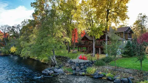 343 Rene Drive Shady Cove OR 97539