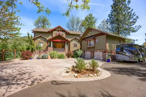 343 Rene Drive Shady Cove OR 97539