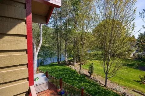 343 Rene Drive Shady Cove OR 97539