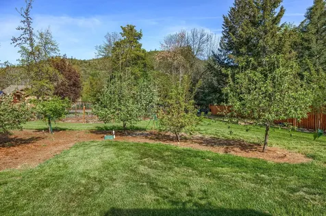 343 Rene Drive Shady Cove OR 97539