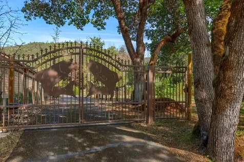 343 Rene Drive Shady Cove OR 97539