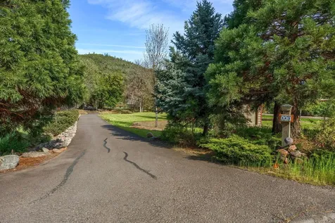 343 Rene Drive Shady Cove OR 97539