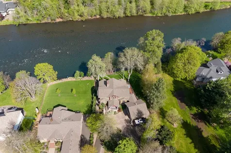 343 Rene Drive Shady Cove OR 97539
