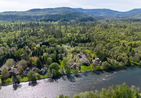 343 Rene Drive Shady Cove OR 97539