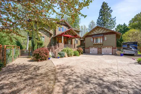343 Rene Drive Shady Cove OR 97539