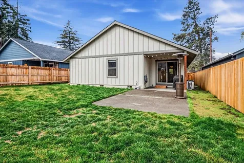 350 SE Silvis Lane Bend OR 97702