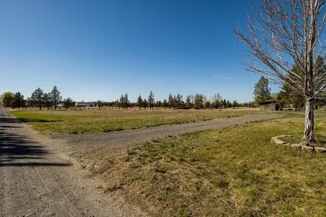 21810 Repine Drive Bend OR 97701