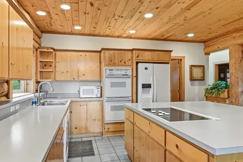 11322 Modoc Road White City OR 97503