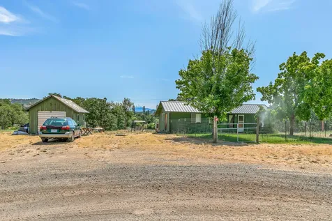 11322 Modoc Road White City OR 97503