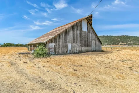 11322 Modoc Road White City OR 97503