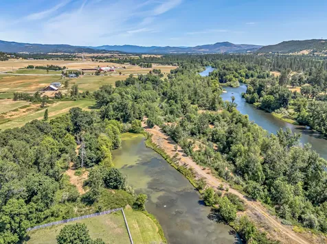 11322 Modoc Road White City OR 97503