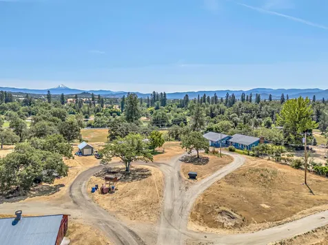 11322 Modoc Road White City OR 97503