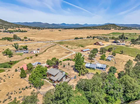 11322 Modoc Road White City OR 97503
